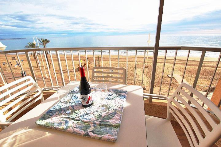 과다마르델세게라 Apartamento Europa Primera Linea De Playa Guardamar 아파트 외부 사진