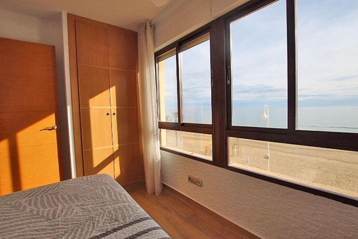 과다마르델세게라 Apartamento Europa Primera Linea De Playa Guardamar 아파트 외부 사진