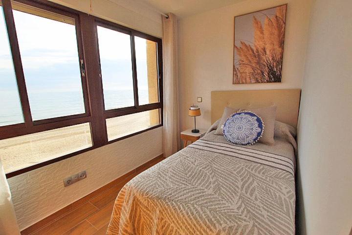 과다마르델세게라 Apartamento Europa Primera Linea De Playa Guardamar 아파트 외부 사진