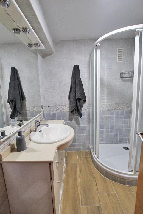 과다마르델세게라 Apartamento Europa Primera Linea De Playa Guardamar 아파트 외부 사진